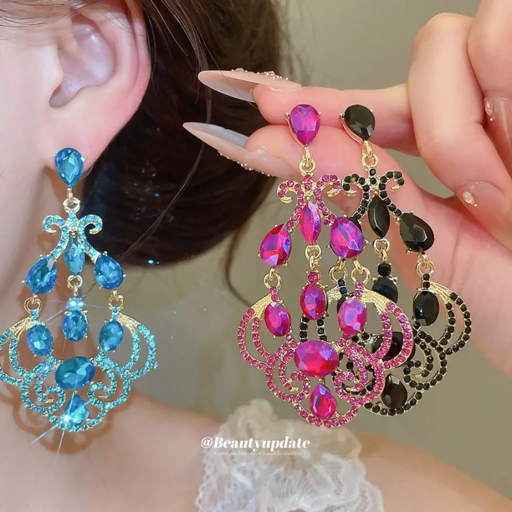 New Vintage Style Rhinestone Teardrop Earrings Geometric Elegant Statement Earrings Silver Post Ear Studs Daily Wear