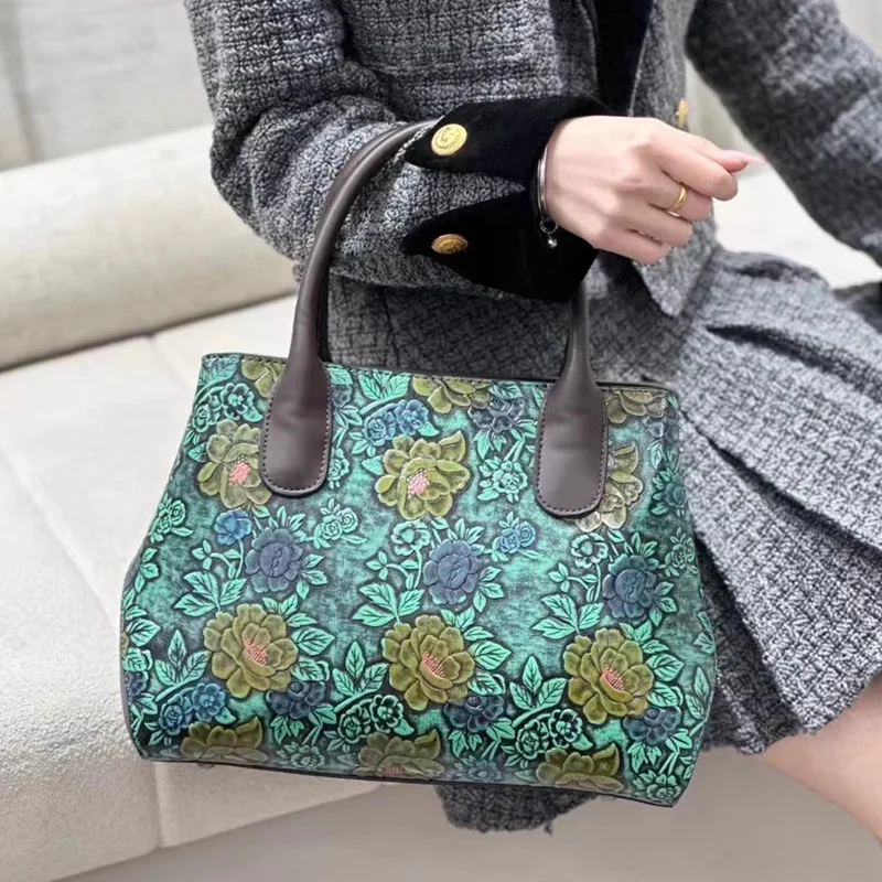 -style peony embossed and textured handbag, vintage distressed patchwork leather, large-capacity mother's bag, versatile