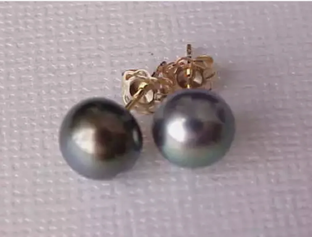 Stunning AAA Tahitian 9-10mm black green pearl earrings 14k Gold