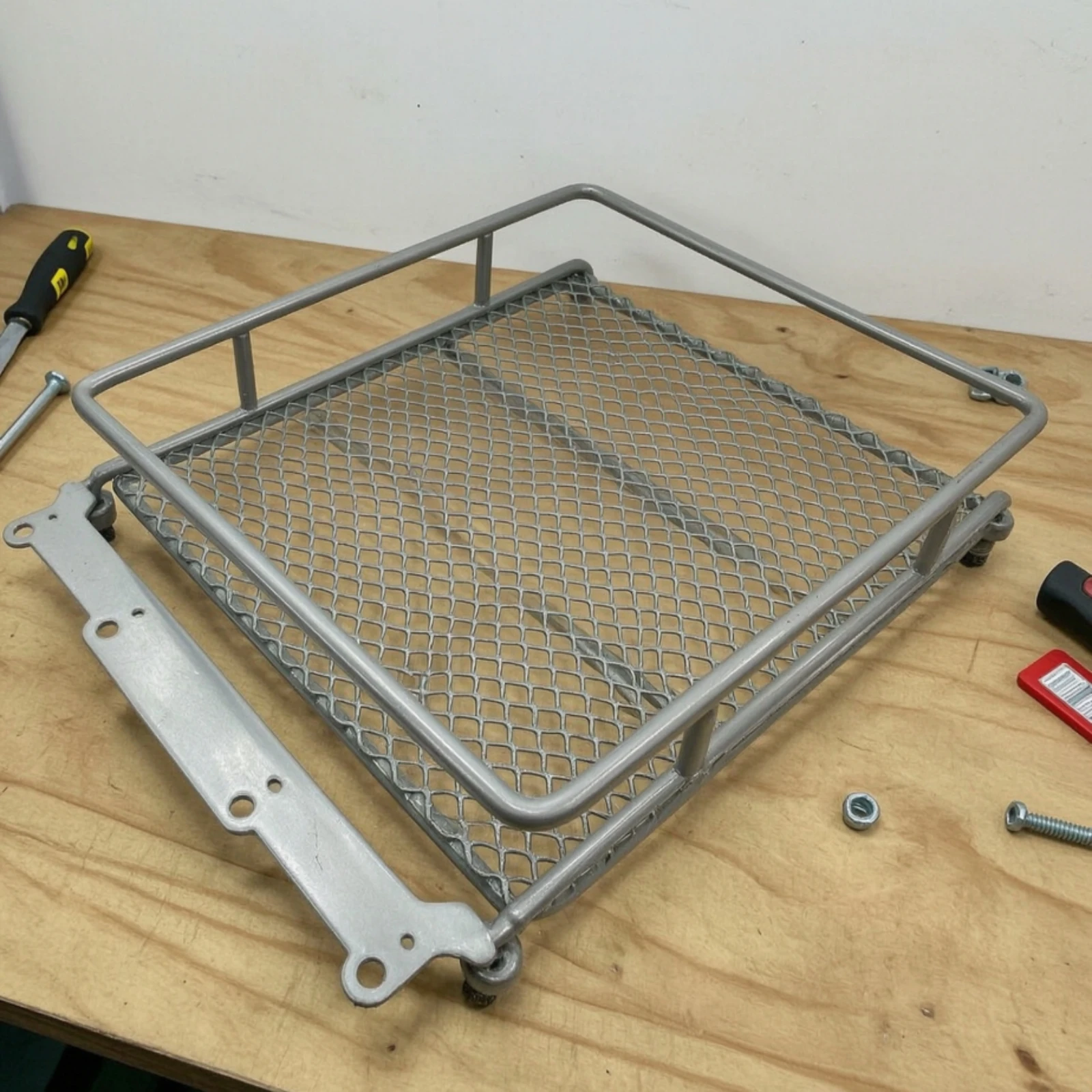 RC Roof Rack with Mesh Platform Cylindrical RC Crawler Luggage Rack Accessory Rectangular Easy to Install
