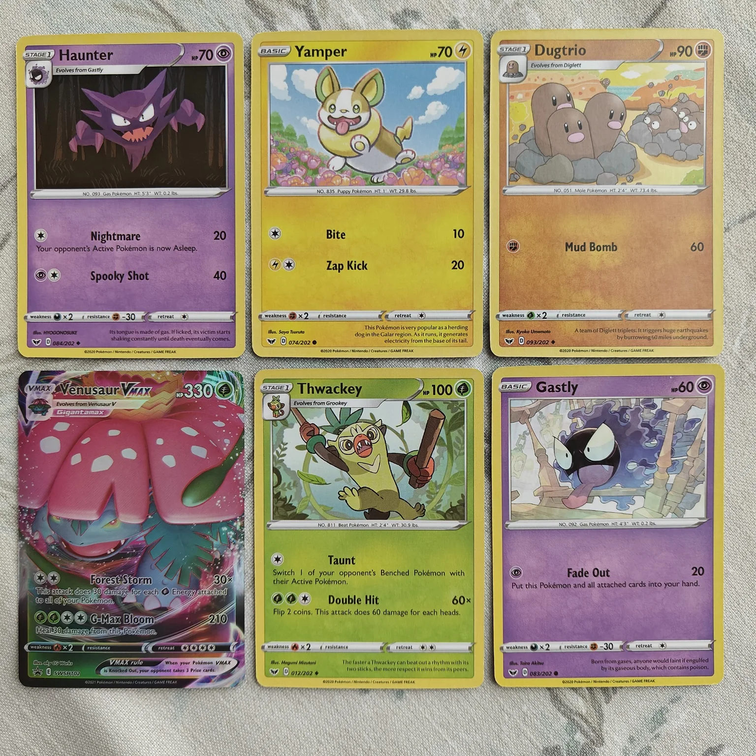 10Pcs Pokemon Gold Foil Card VMAX GX TCG Cards English French Spanish German Pikachu Charizard Arceus Colour Pokémon Cards Gift