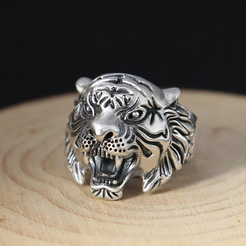 Overbearing 925 Sterling Silver Punk Vintage Thai Silver Men Ring Lion Tiger Fine Jewelry High Quality Men\'s Ring LR255