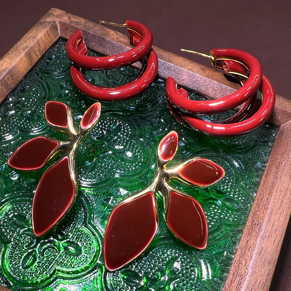 Angola red Internet celebrity hot-selling copper plated real gold, niche light luxury enamel color exquisite versatile S925 prem