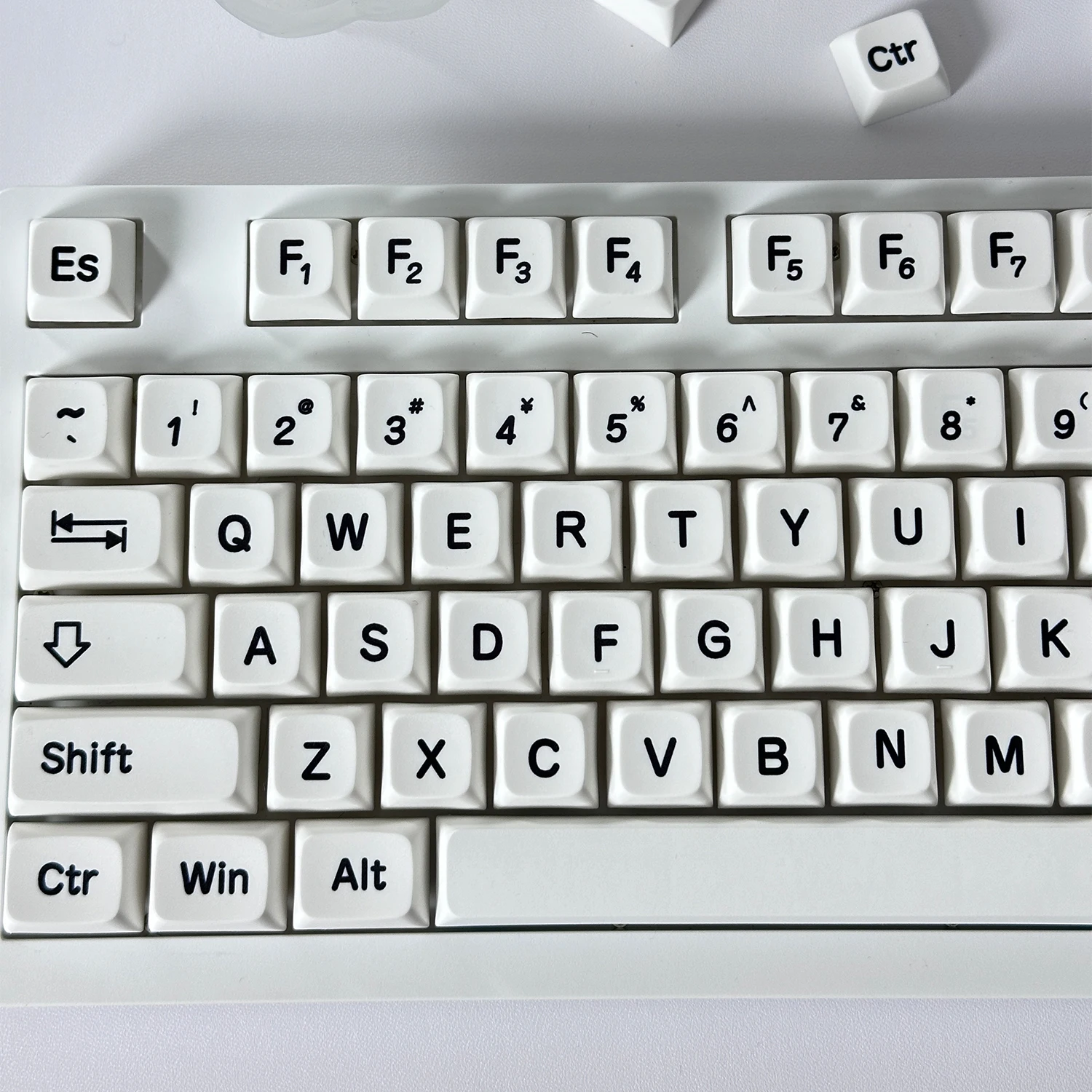 Minimalist White XDA Profile Keycap Large Font PBT Thermal Sublimation Custom Keycaps for Cherry MX Switch Mechanical Keyboard