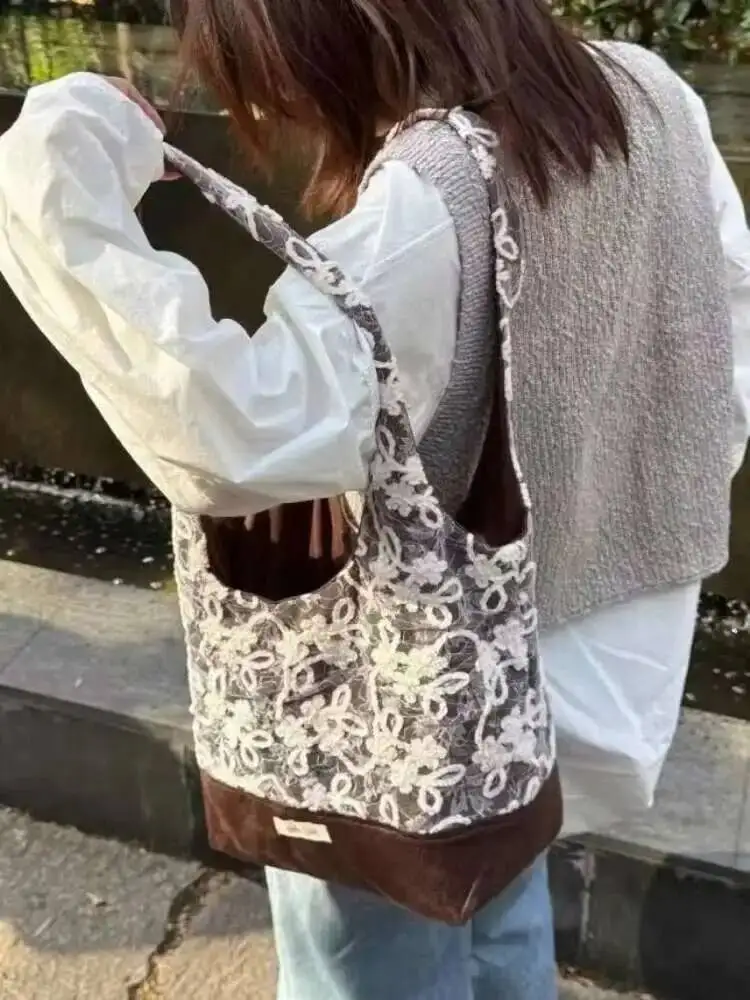 

Lace Double-Sided Ladies Large Capacity Suede Patchwork Shoulder Bags Commuting Retro Tote Bag Anime