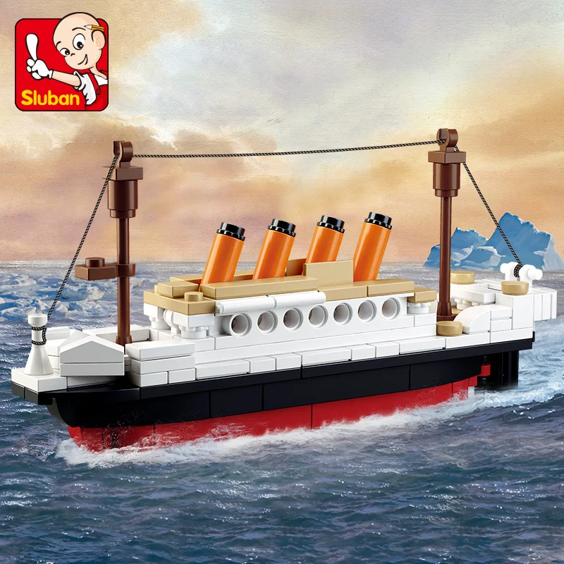 194PCS City RMS Titanic Ship Boat Model Building Blocks Sets DIY Creative Bricks Figures Friends Educational Toys Christmas Gift