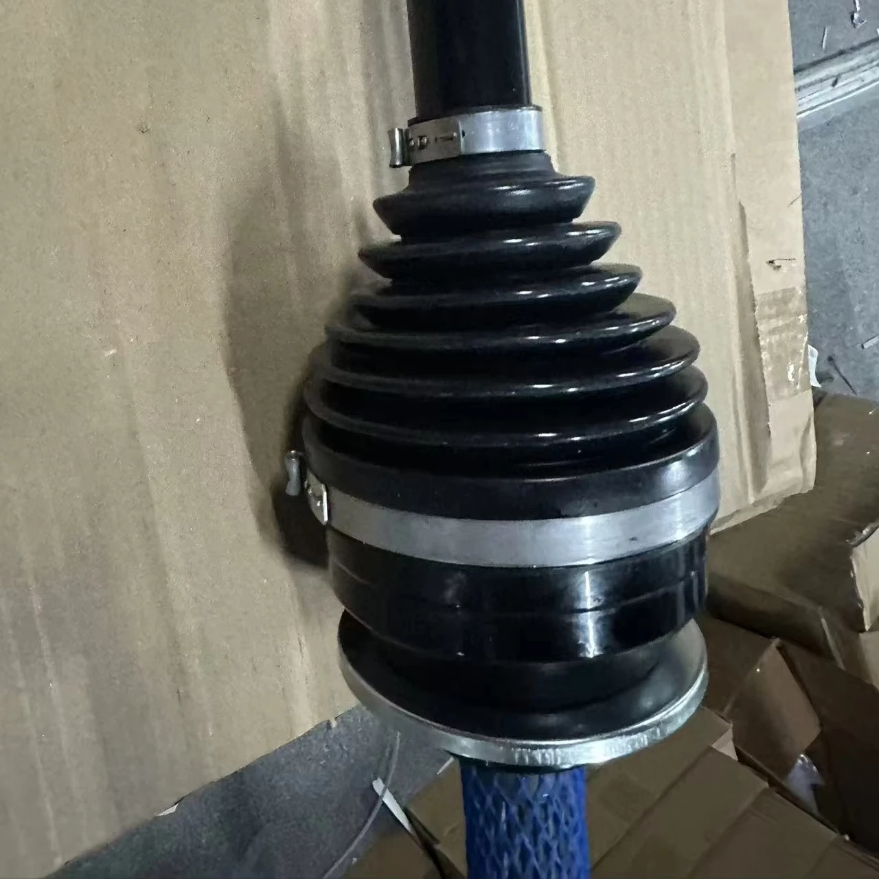 人気商品 自動車部品 JB3G-3A428-AC JB3G3A428AC ドライブシャフト アクスル フォード レンジャー マツダ BT-50 2.0 2019-