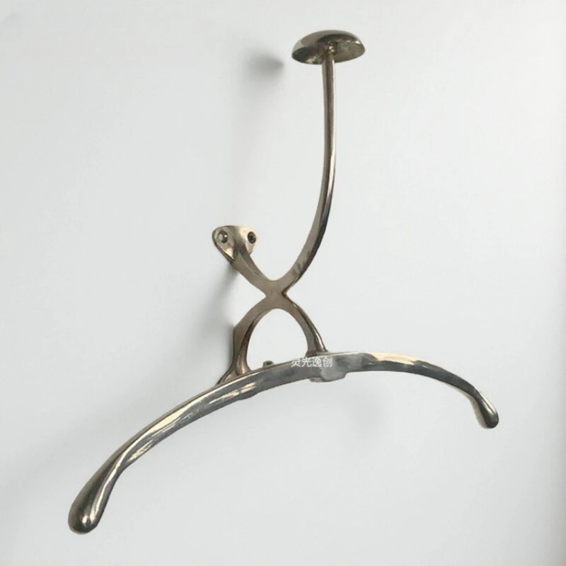Vintage Distressed Brass Coat Rack Antique Style Wall Hooks Multi-Functional Entryway Organizer for Hats Metal Robe Hanger