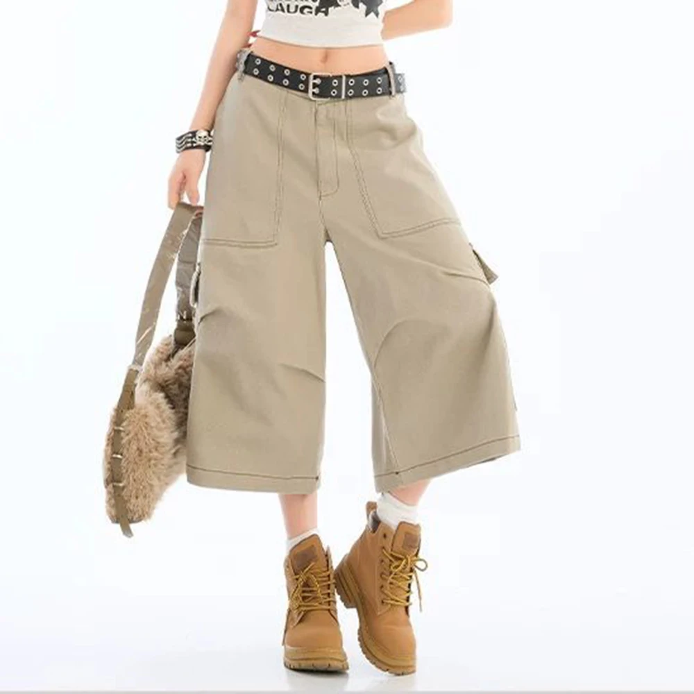 Khaki American versatile multi-pocket loose tooling shorts women's 2025 summer high-end wide-leg cropped pants