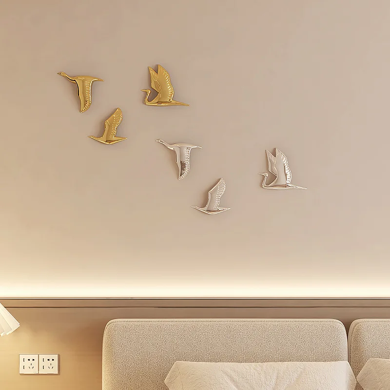 Modern  flying Crane bird wall with Christmas wall decoration Creative shop bar background wall decoration