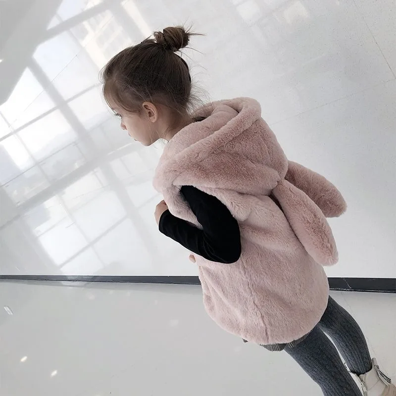 

Kids' Faux Fur Hooded Vest Winter Outerwear Korean Style Thickened Fluffy Cape for Girls Plus Size Warmth with Detachable Hood