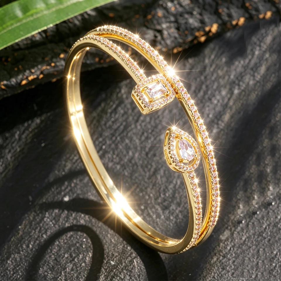 ZAKOL 2-teiliges Set Klassisches Geometrisches AAA Kubisches Zirkonia Offenes Armband für Frauen Glänzendes Kristall Verlobungs- und Hochzeits-Party-Armreif-Set