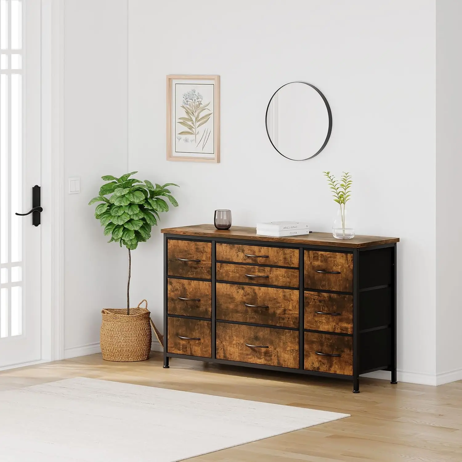 TV-Ständer Kommode für Schlafzimmer mit Ladestation 10 Stoffschubladen Rustikaler TV-Ständer Medienkonsole für Fernseher bis zu 55 Zoll – Detail 3