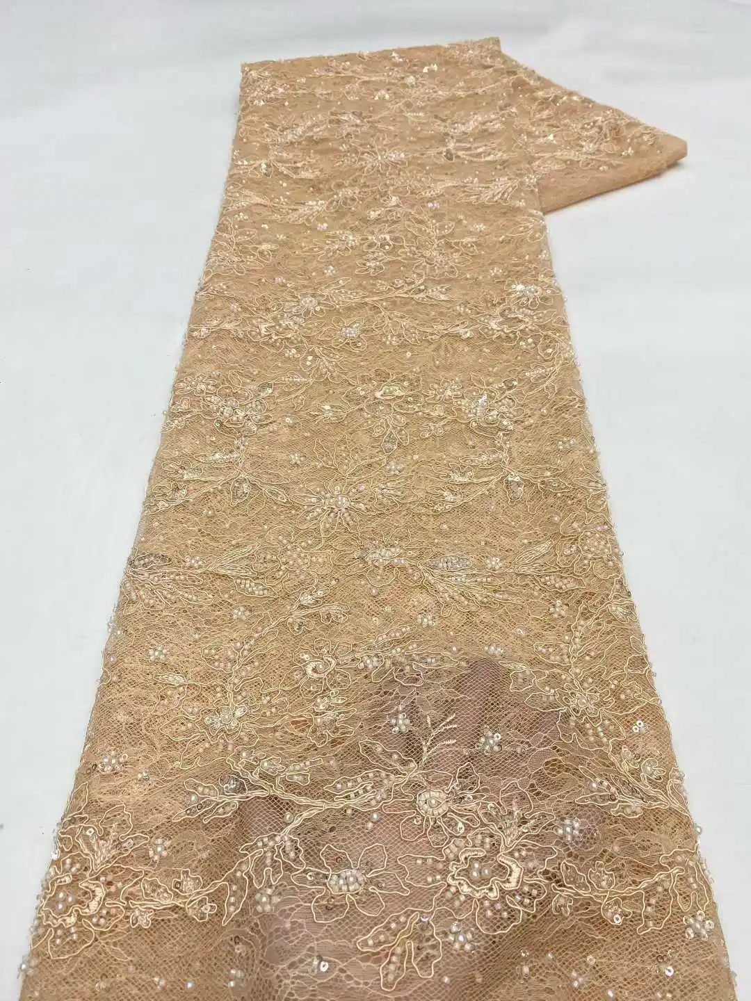 

Африканские бусины, сетчатая кружевная ткань 2026, высокое качество, французская кружевная ткань с блестками, 5 ярдов для шитья нигерийских свадебных платьев