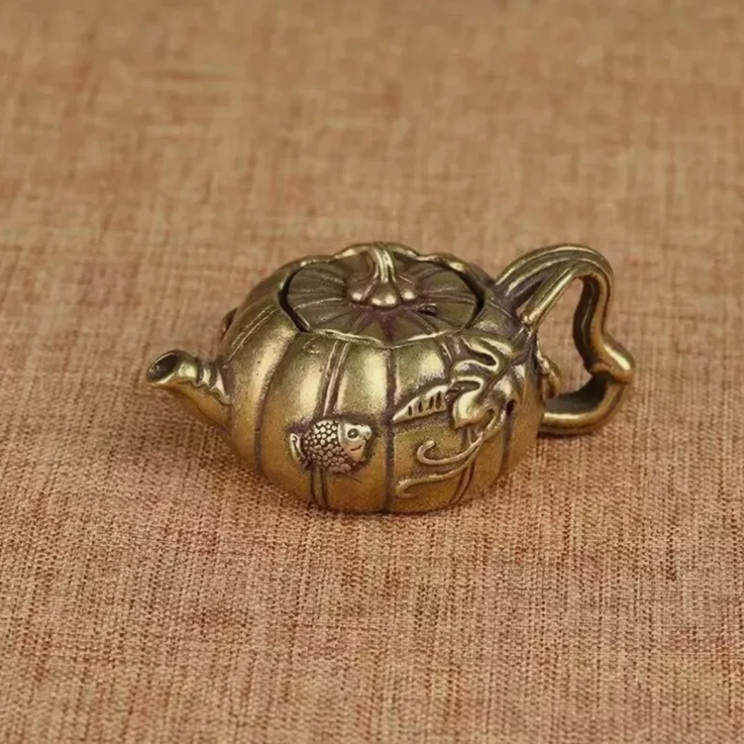 Vintage handmade creative brass mini wine pot handle desktop ornament