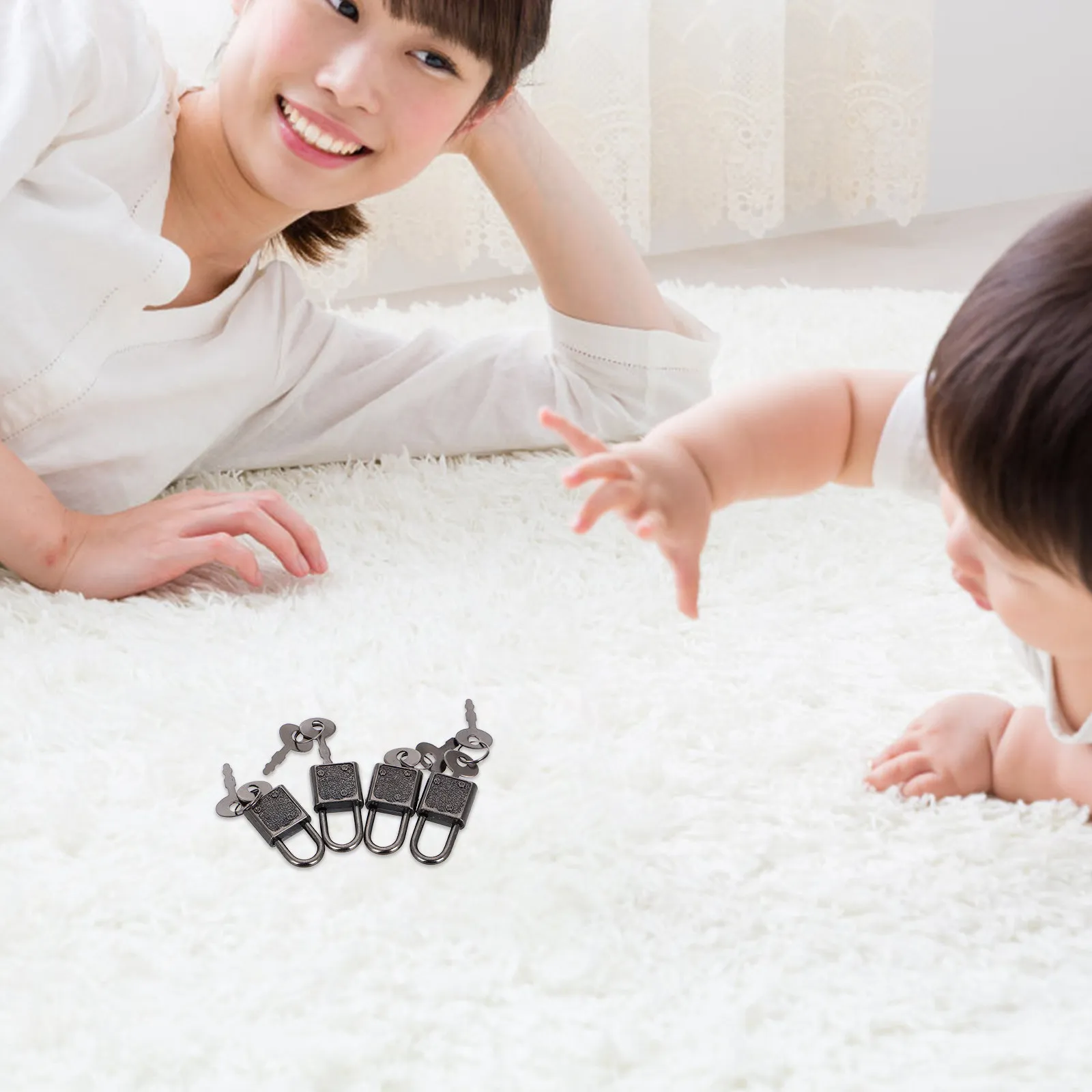 

4Pcs Treasure and Key Set Pirate Theme Kids Educational Small Metal Locks for Mini Chests Luggage Lockers Storage Units