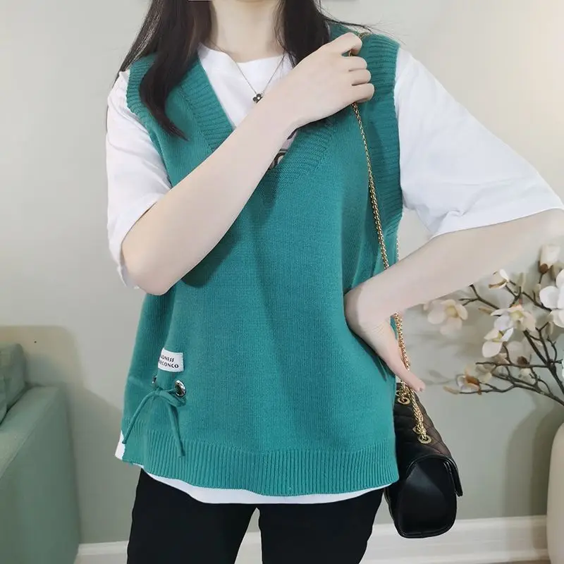 White V-neck Women's Sweater Vest Green Pink Knit Tops For Woman New In Elegant Hot Offers Modern Autumn Winter 2024 Aesthetic