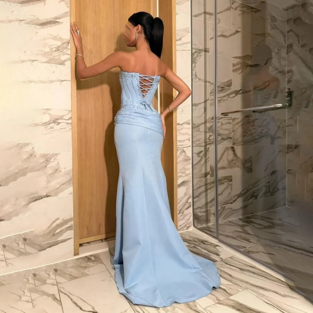 فستان سهرة مخصص بدون حمالات رائع بدون أكمام فساتين لحضور الحفلات الموسيقية Ruched مناسبة رسمية مثير مطرز بالخرز رداء سهرة