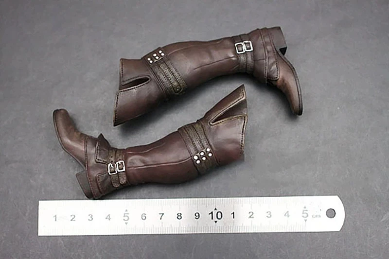 حذاء طويل للرجال موديل عام 1/6 من الجلد البني بتقنية أساسين كريد ، مناسب لموديل 12 بوصة ، لعبة مجموعة شخصيات الحركة من Phicen TBL