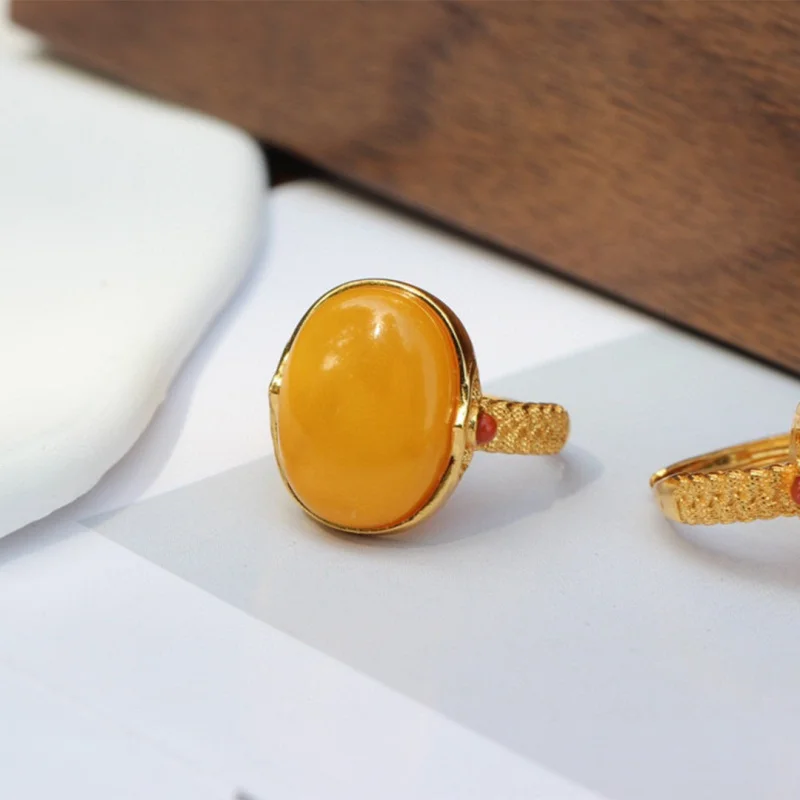 

Natural Chicken Fat Yellow Beeswax S925 Sterling Silver Open Surface Old Wax Ring
