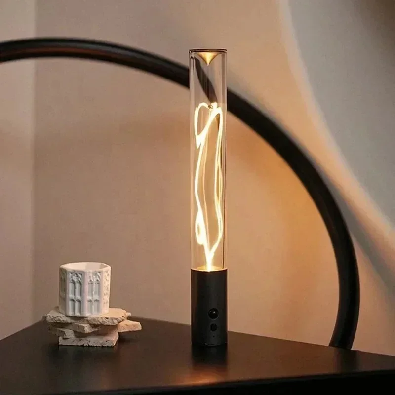 Magneto touch cordless desk lamp USB rechargeable bedroom bedside table environmental light, suitable for home decoration, gifts