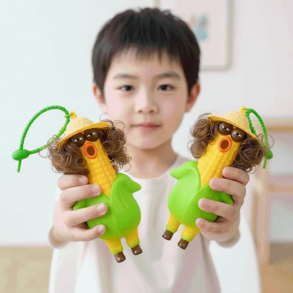 Novelty Gadget PVC Screaming Chicken Flexible Hilarious Corn Key Chain Washable Portable Squishy Pendant Desk