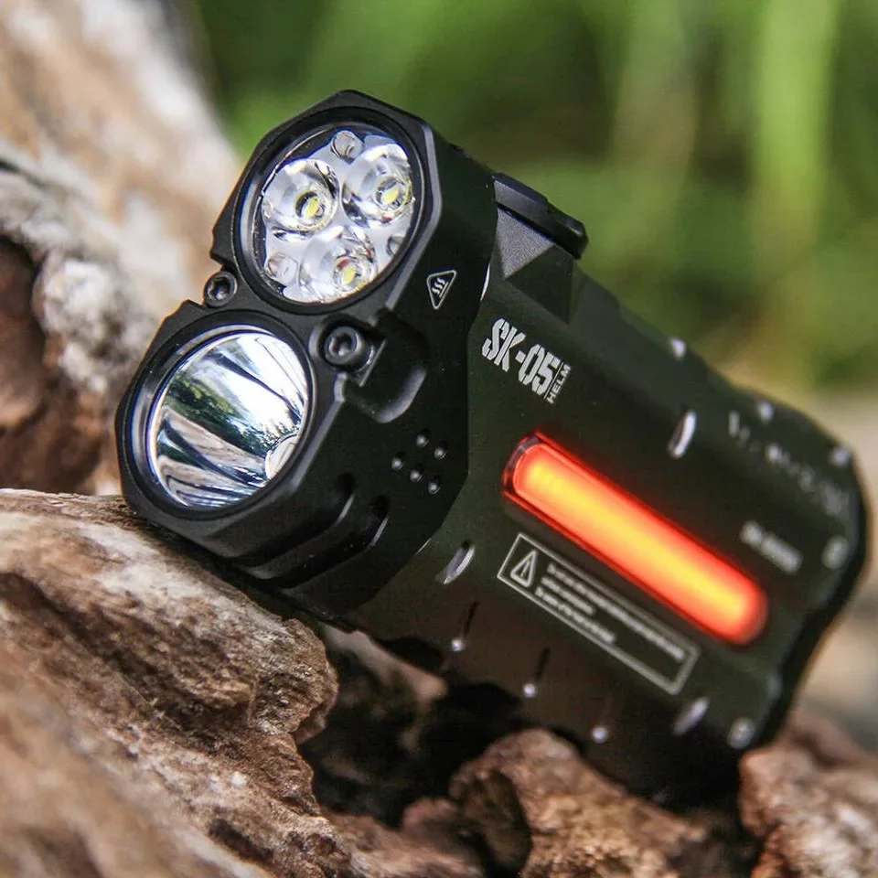 LOOP SK05 Versatile Magnetic Torch for Adventure Seekers,LED Flashlight 2850LM with Multi-functional Side Lights for Camping