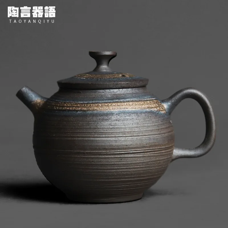 

Japanese-style kiln roasted gilt round hand-held teapot rock mine clay material handmade pottery individual tea maker single pot