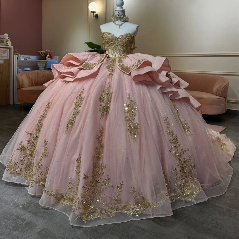 

Pink Shiny Quinceanera Dresses Off The Shoulder Gold Applique Lace Beading Bow Tull Party Birthday Sweet 16 Dress Vestidos De 15