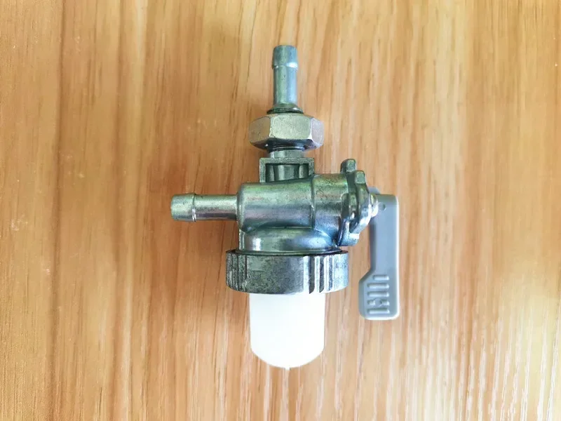 

Топливный фильтр MZ175 для KUBOTA T520, мотокультиватора MZ200, фильтрующая чашка, прокладка, стопорная гайка, пружина, уплотнительное кольцо, клапан, кран, штуцер.