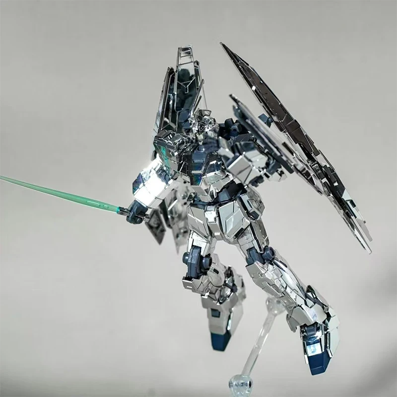 

Xingdong RX-0-3 Unicorn 03 “Phenex” Electroplating Silver Color Matching High-quality Assembly Model Kit Action Figure Model Toy