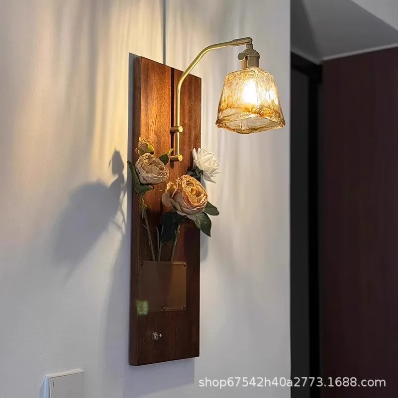

Medieval wall lamp, living room background decorative lamp, retro wabi-sabi wind B & B bedroom bedside lamp, aisle corridor