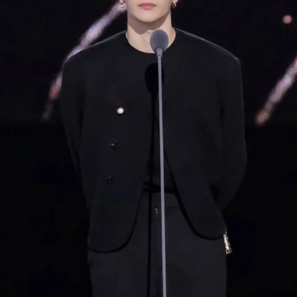 

Мужское осеннее пальто, куртка с жемчугом для бальных танцев, уличная одежда для ночного клуба, сценического выступления, молодежный тренд, универсальный топ, мужская одежда, новинка 2023 года