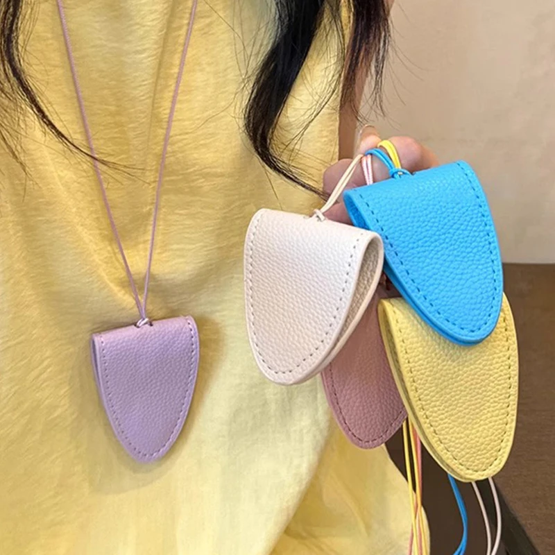 

PU Leather Eyeglasses Storage Bag Pendant Hanging Neck Durable Sunglasses Pendant Clip Magnetic Simple