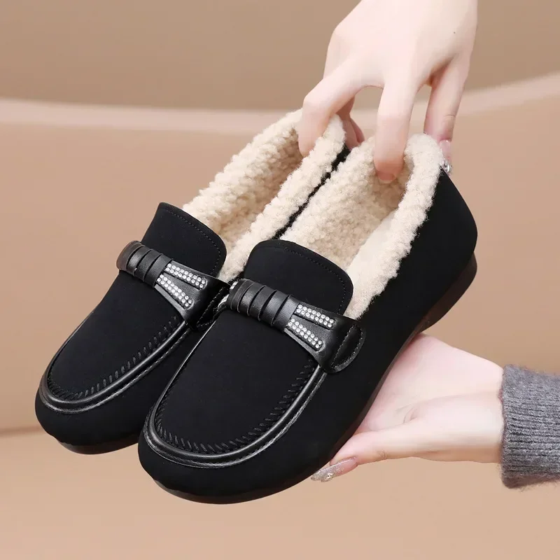 

Retro Women's Slip on Flat Shoes White Women Soft Sole Non-slip Loafer Female Casual Plush Warm Cotton Shoes Zapatillas Mujer