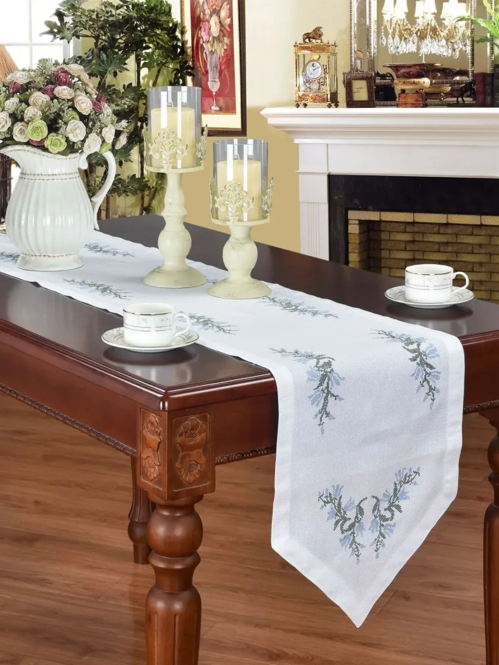 VIKAMA Camellia Cross-Stitch Tablecloth, Rectangular Home Decor, Blue Bell Pattern, Elegant Luxury Hotel Dining