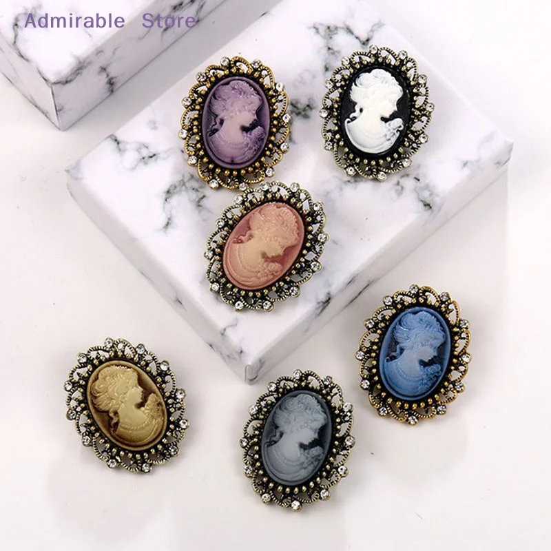 wVintage Gothic Style Head Statue Cameo Brooch Rhinestone Brooch for Women