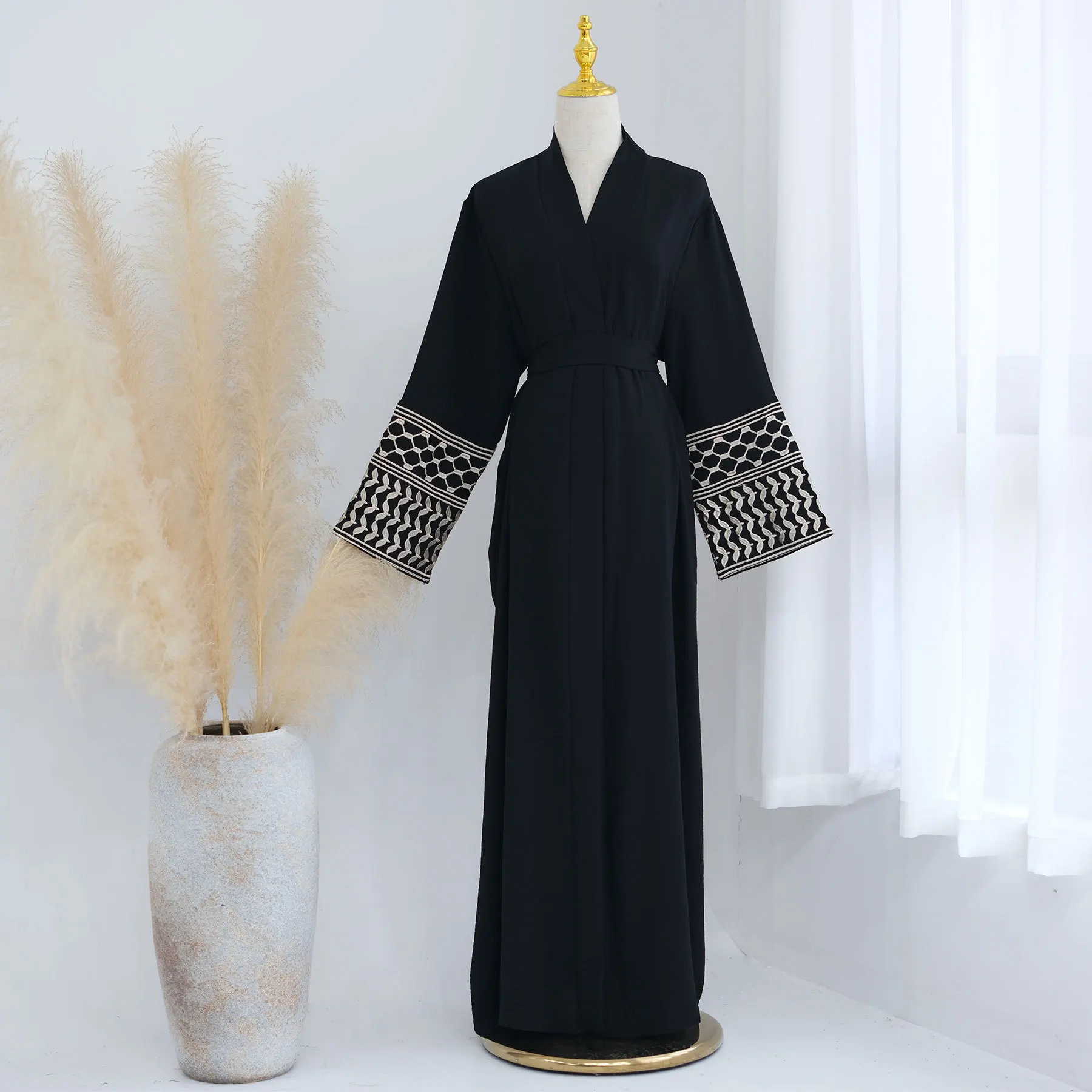 Open Front Long Abaya Palestinian Keffiyeh Style Embroidered Arab Soft Crepe Dubai Abaya Islamic Clothing Kimono Femmes Robes