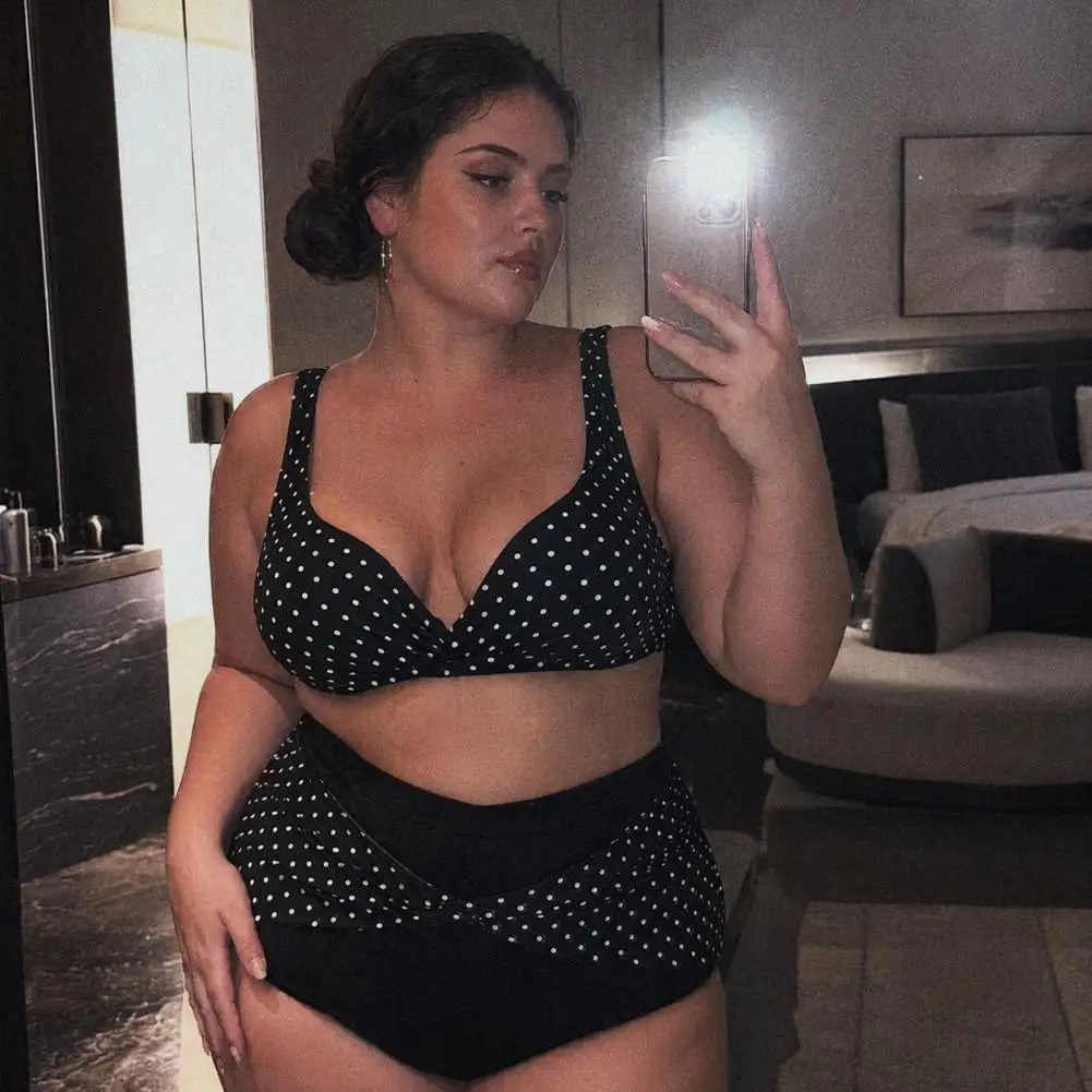 Retro Dot Print Plus Size Bikini Set 2026 New Cross-Chest V-Neck Bra Built-In Support High-Waisted Twist Swim Bottoms Swimwear