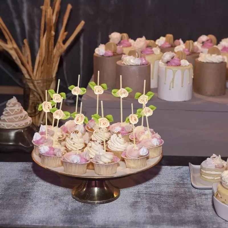 100 Stück Rosen-Bambusstäbchen mit Blättern, rot, blau, weiß, Obstgabeln, Cocktail-Rührstäbchen, Geburtstags-, Hochzeits- und Partydekoration – Detail 8