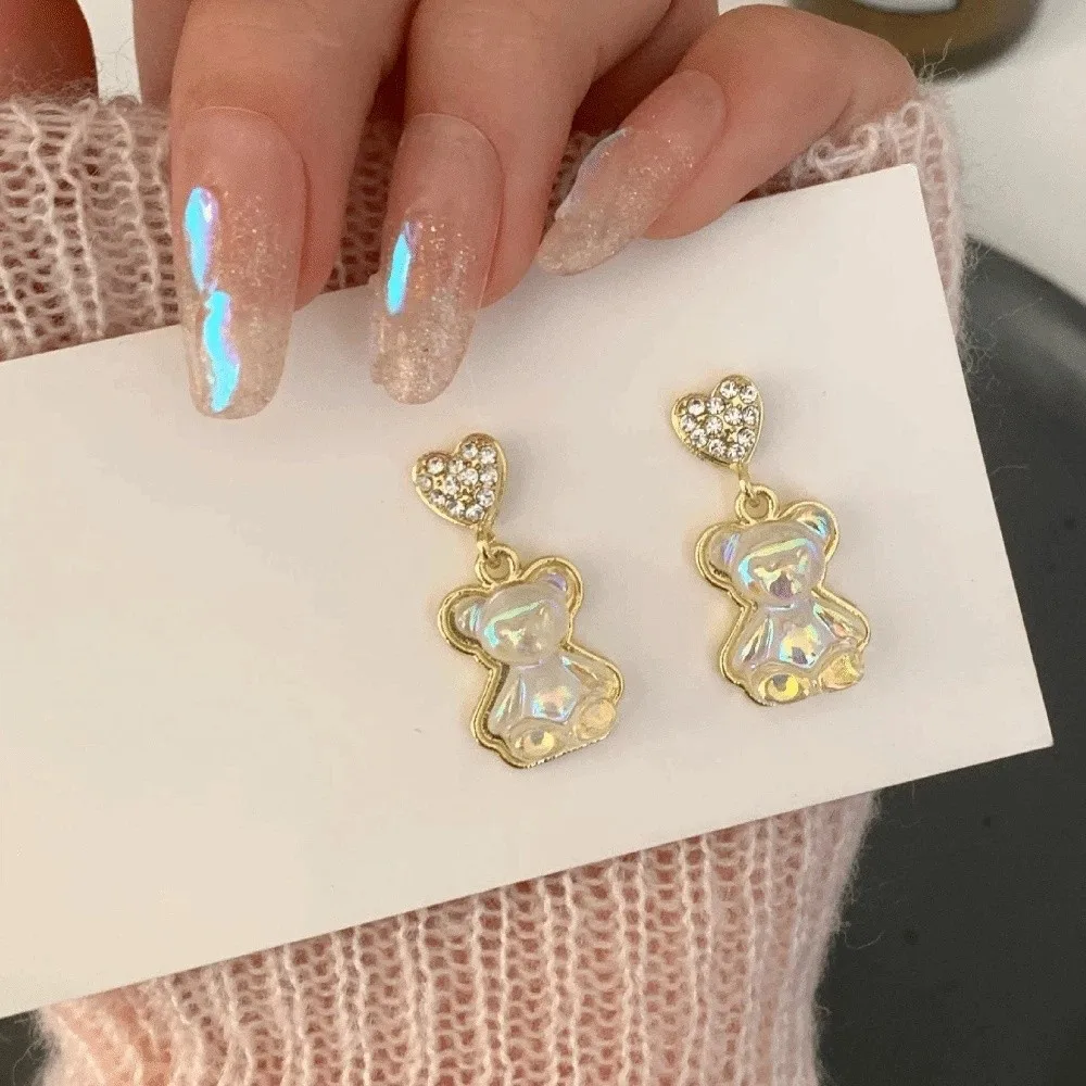 Simple Sweet Little Bear Earrings Zircon Elegant Heart Shaped Stud Earrings Cute Light Luxury Korean Style Earrings Daily Wear