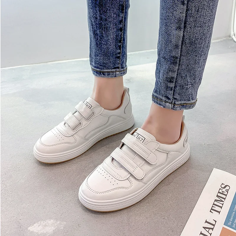 2023 Spring New Small White Shoes Women\'s Shoes Students Versatile Sports Casual Shoes Leather Board Shoes Casual Shoes