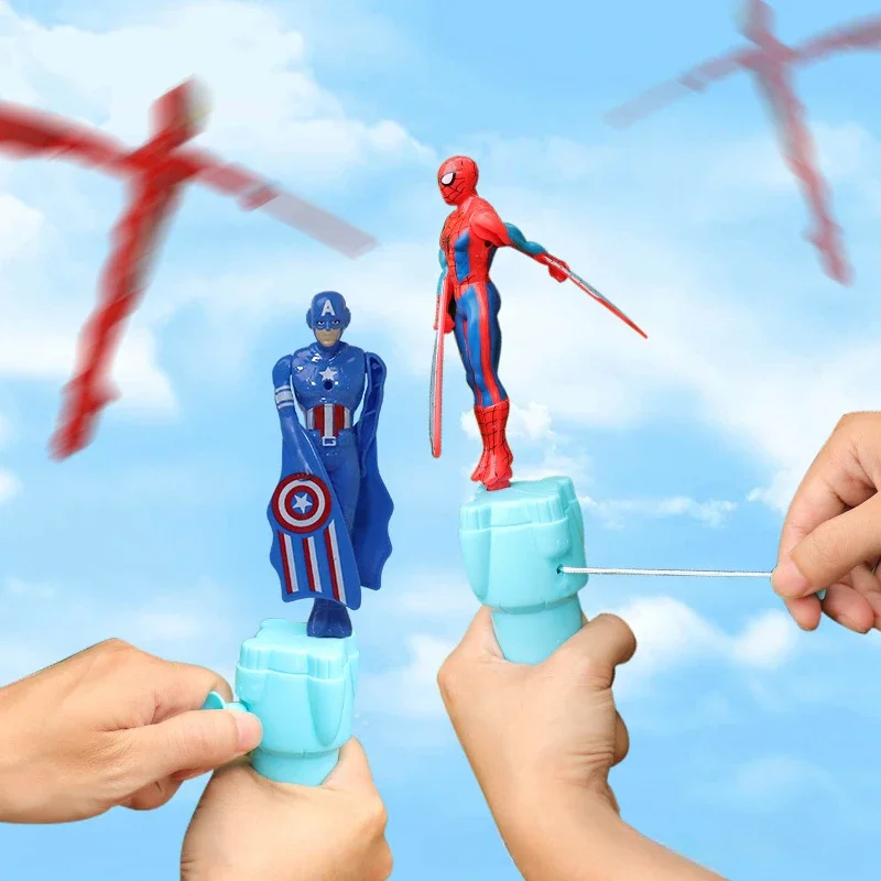 Juguete volador de Marvel para niños, Spiderman, Iron Man, Capitán Steve Rogers, cuerda volador de juguete, Libélula de bambú al aire libre, regalo