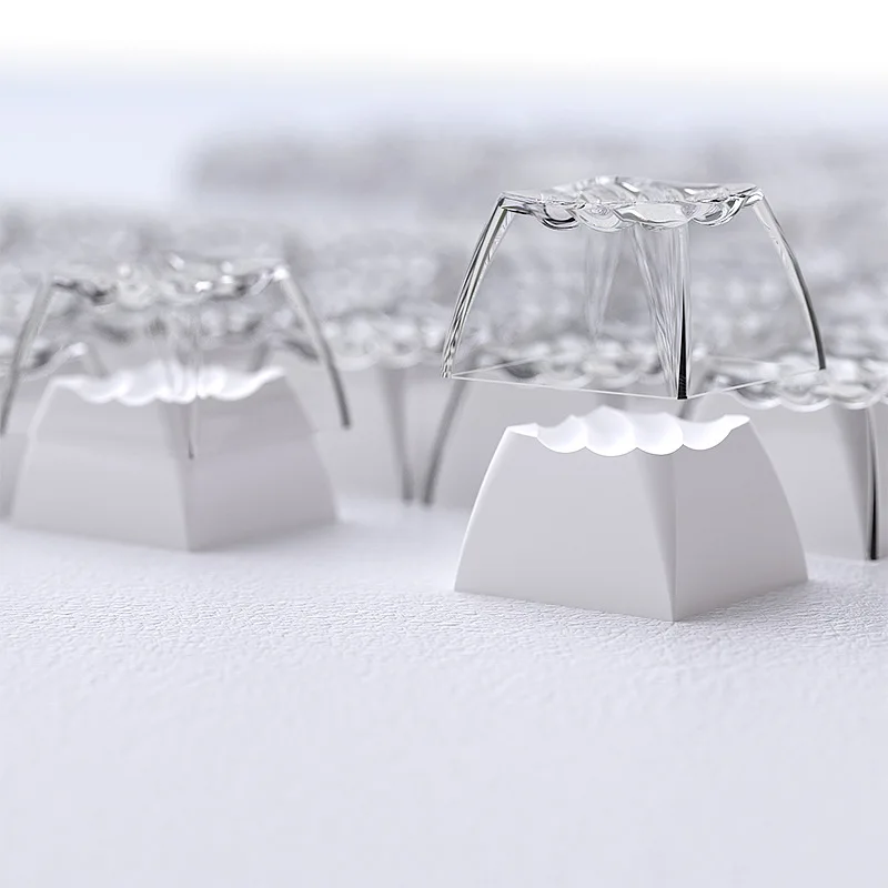 KUXM keycaps Crystal White OEM Side-Engraved 136-Key PC Transparent Magnetic Axis Keyboard