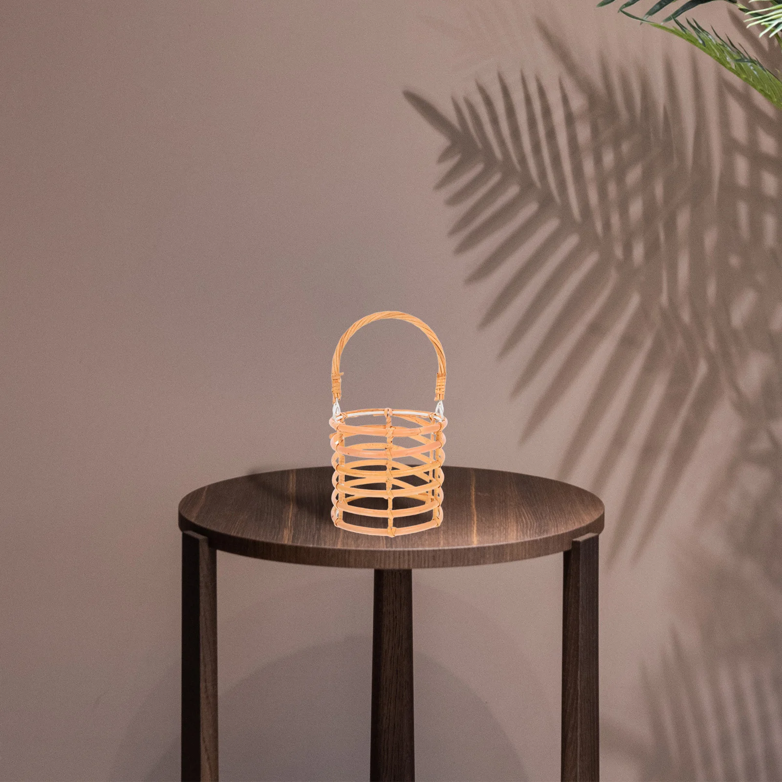 

Rattan Aroma Lantern Home Decor Holder Beige Iron Vintage Handmade Woven Farmhouse Centerpieces Indoor Outdoor Table