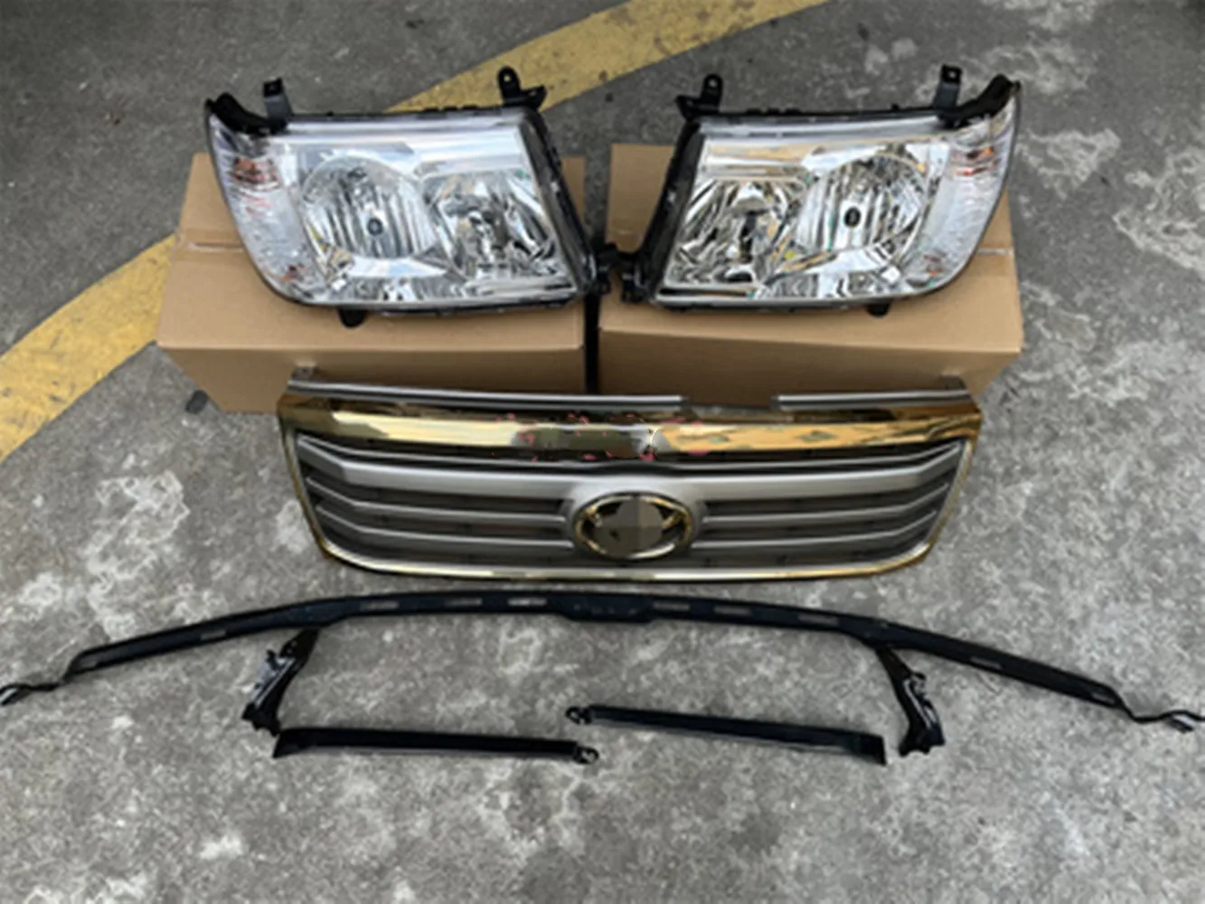 Headlight Grill Grille Assembly for Hyundai Veloster Car Accessories