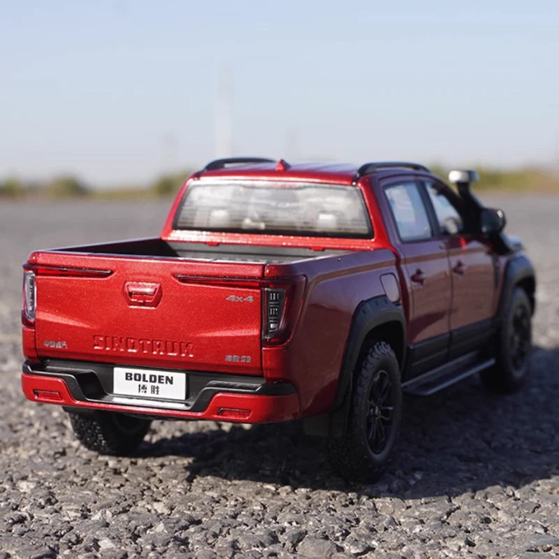 Diecast 1:18 Scale Sinotruk S9 Pickup 4X4 SUV Alloy Car Model Adult Classic Collection Decoration Gift Toy Static Display