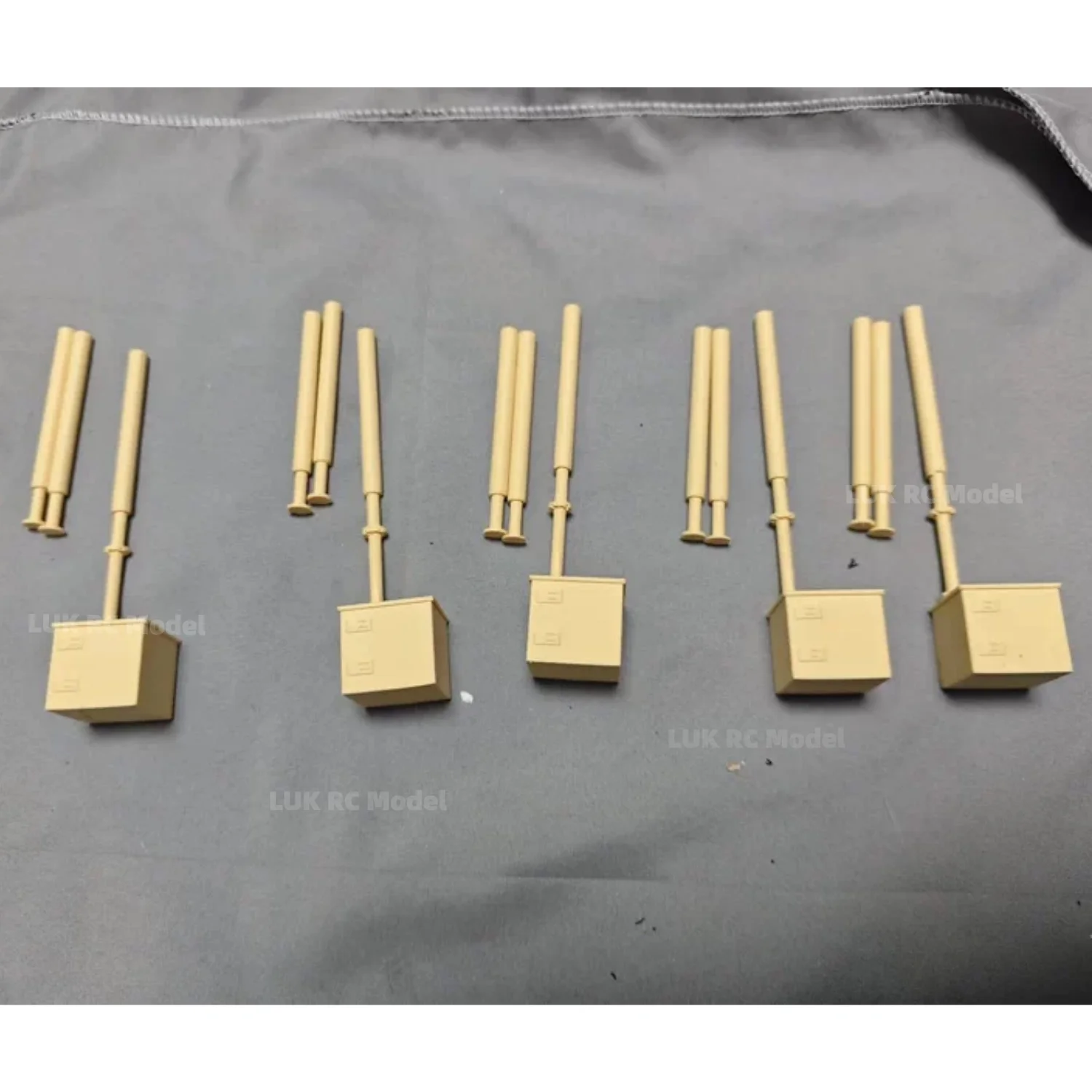 5 PCS 1/16 RC Tank HL Jamming Antenna Decorative Accessories Plastic Parts DIY Parts Military Static Toys Model Yellow Boy Gift