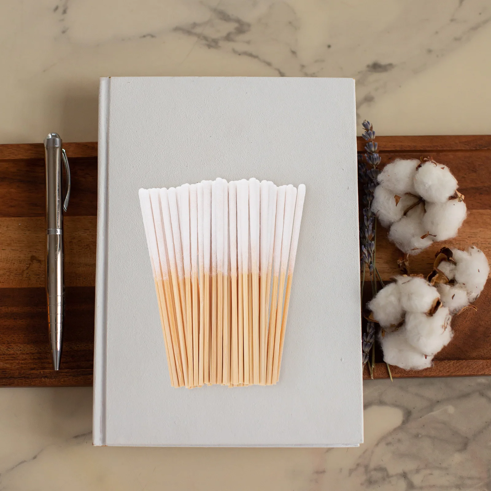 300Pcs Professional Pointed Cotton Swabs Bamboo Handles for Beauty Eyebrow Tattoo Artistry Clean Easy Portable Daily Use