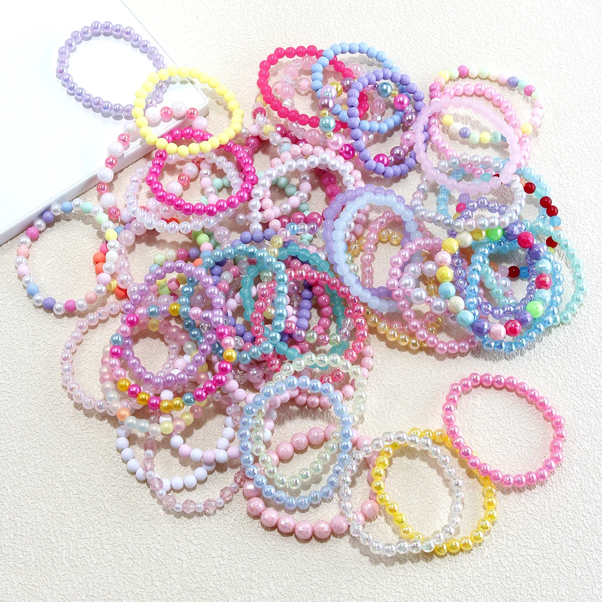 

20-50 шт., эластичный браслет из бусин ярких цветов для девочек, сувениры на день рождения, детский подарок, детский душ, наполнители для сумок для гостей